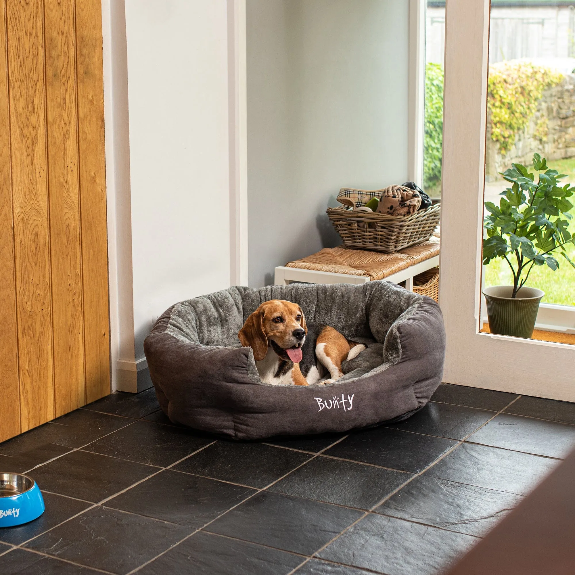 Bunty Polar Dog Bed