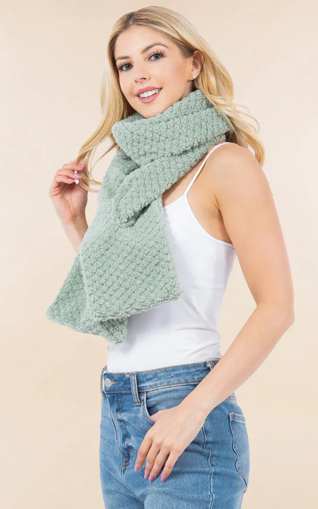 OA4274 Soft Fur Fabric Key Hole Through Scarf